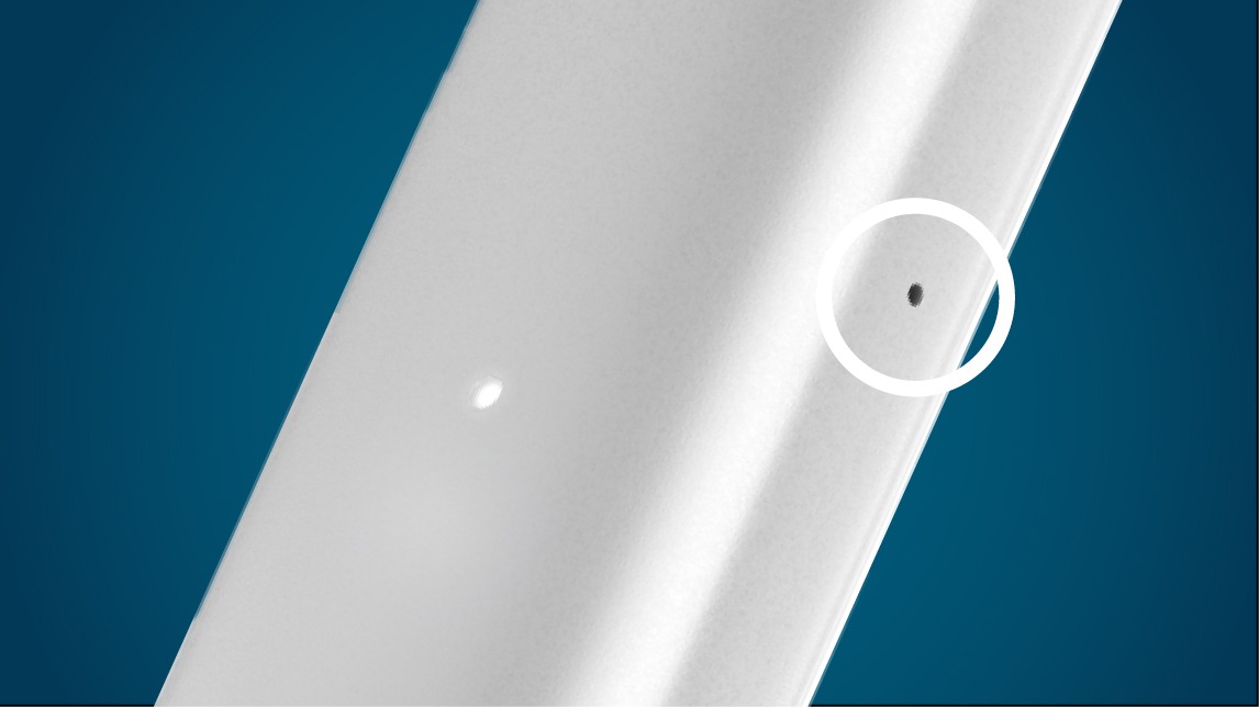  Video still image of the VEEV NOW vape inlet hole on the side of the device