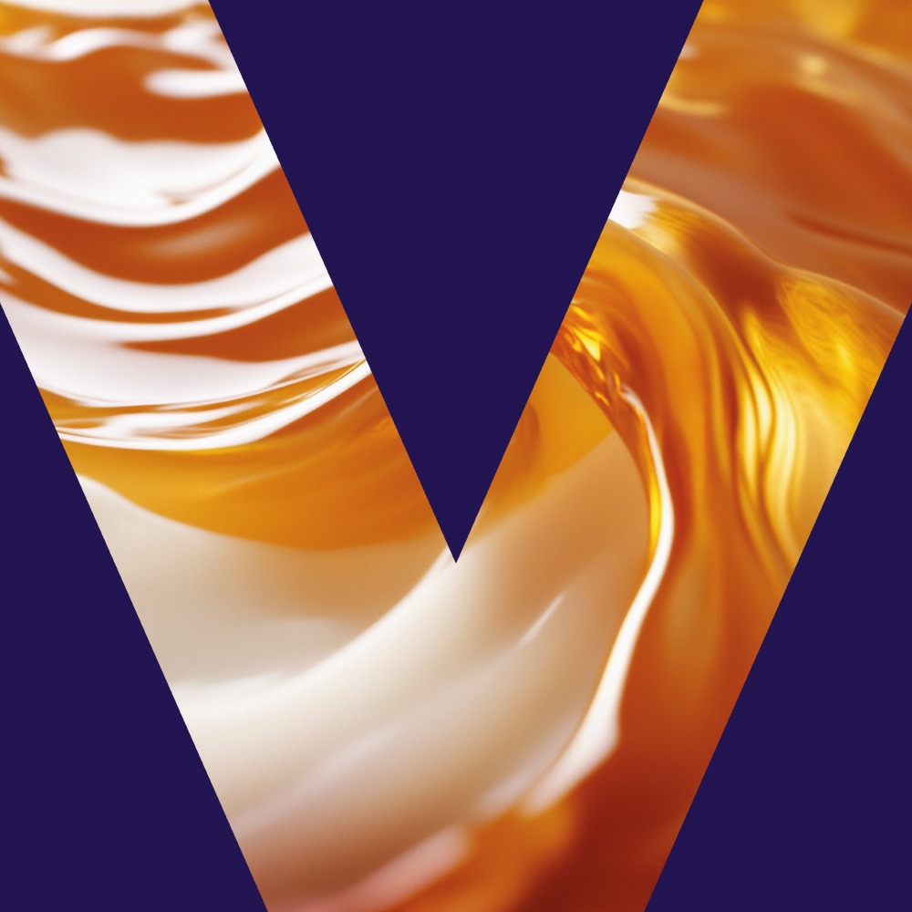 Banner with the VEEV ONE Pod LATTE TEA Variant Logo